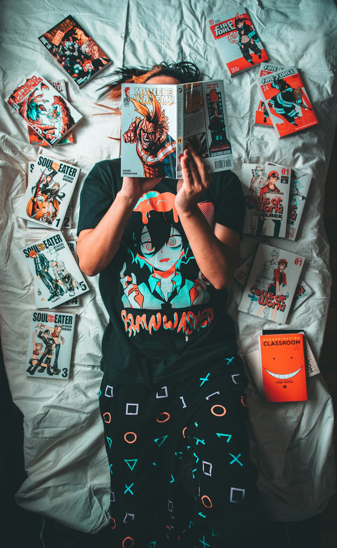 a-person-holding-a-bunch-of-cards-kq0-flbwbi4